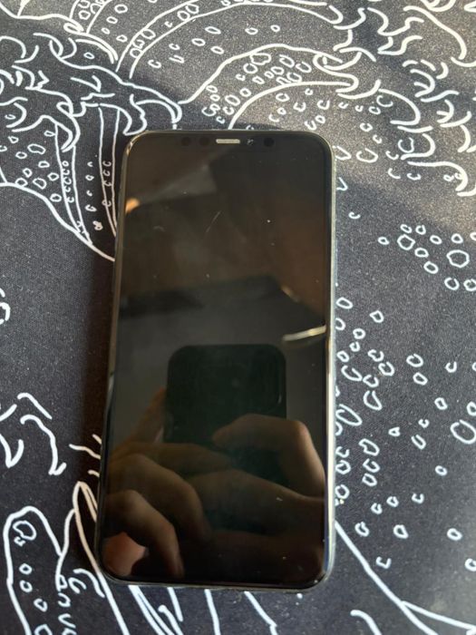 Айфон 11 про.