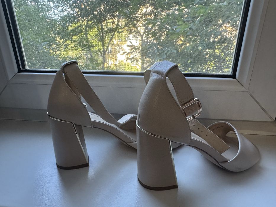 Продам туфли - один раз надевались