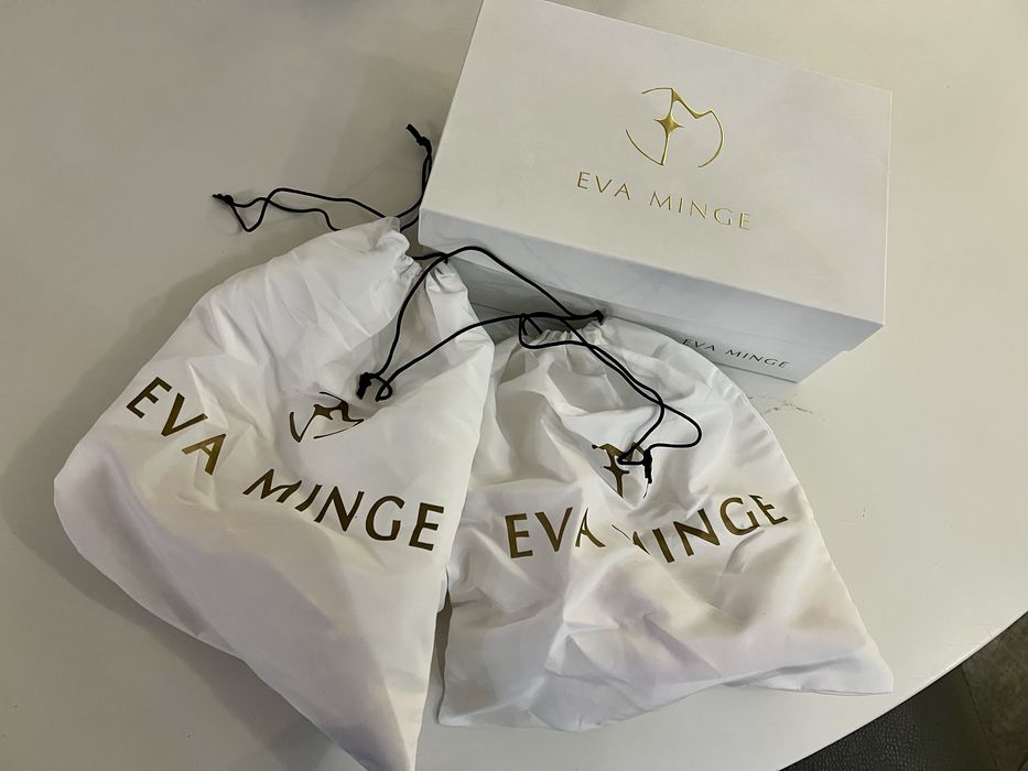 Чисто нови обувки Eva Minge