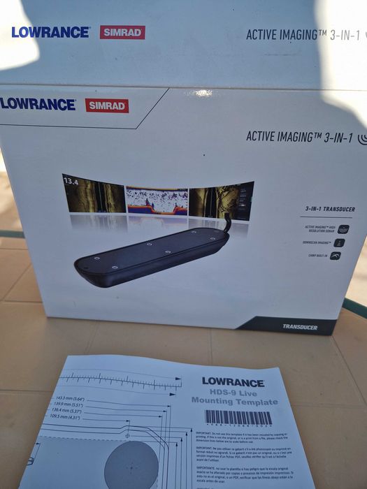 Сонар Lowrance HDS 9 Live със сонда Active Imaging 3in1