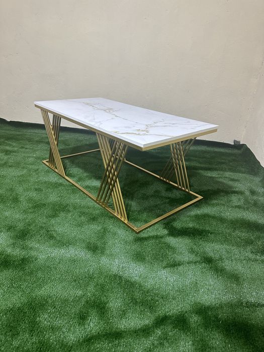 Журналний стол в стиле лофт