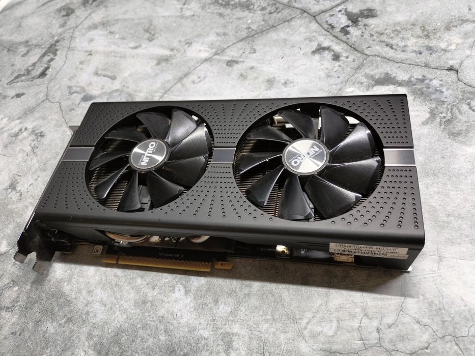 Видеокарта Sapphire Nitro Radeon RX580 4Gb