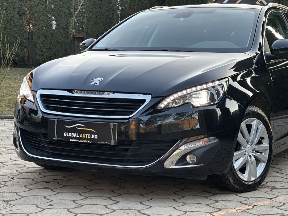 Peugeot 308 * Garantie * Facelift * Panoramic