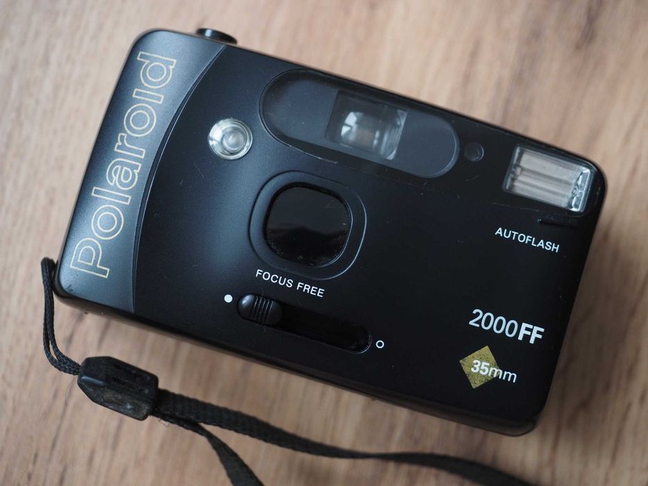 Aparat foto pe film Polaroid 2000FF, 35 mm