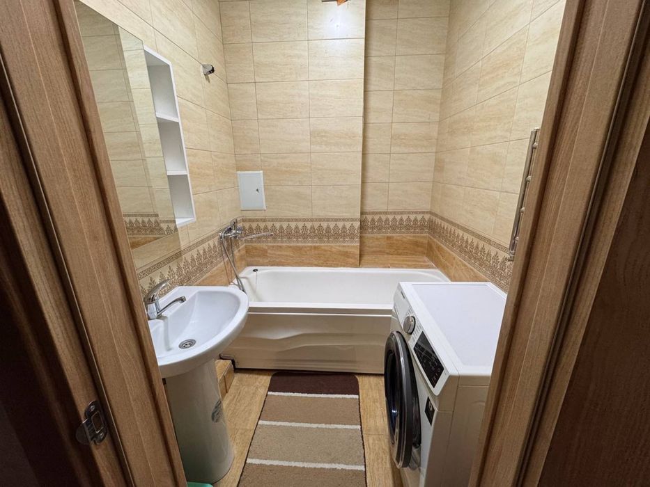 Сдаю в аренду 3 х комнатную квартиру в центе