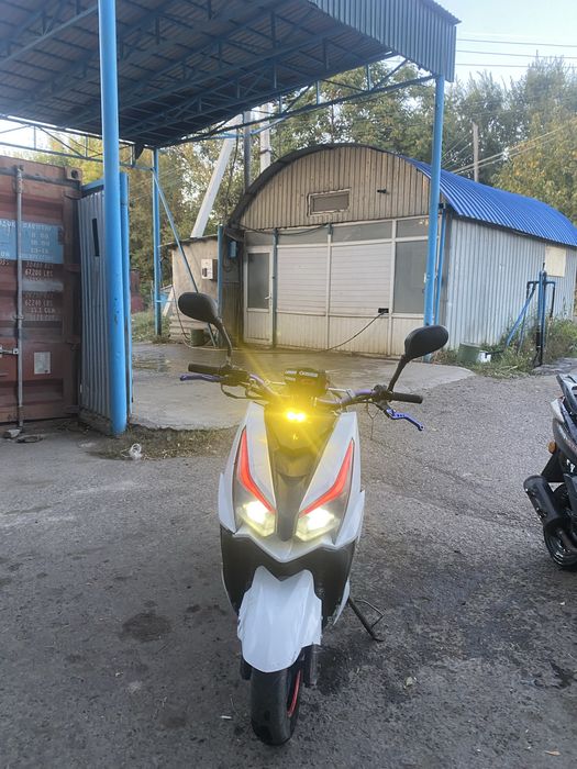 Продаю мопед м8 Venom 165сс 85.000тг