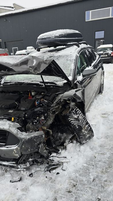 Ford Mondeo Mk5 AWD Avariat