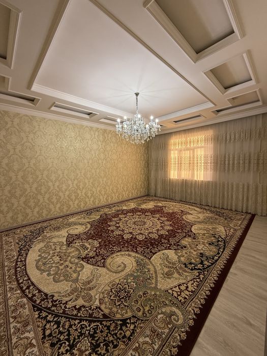 Продается 3 этажный дом, Циолковского