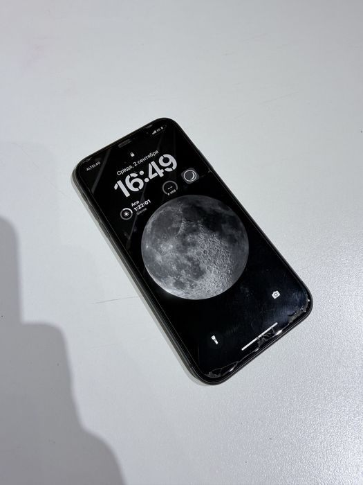 IPHONE 11 128gb.