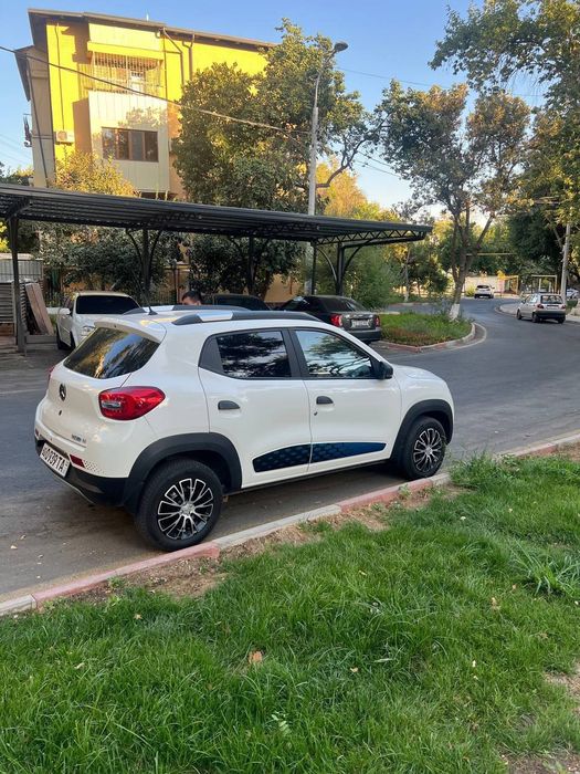 Electromobile sotiladi