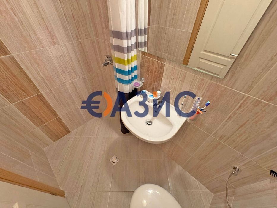 Продава се Тристаен апартамент в к.к. Слънчев бряг - 78 кв.м за 915 €/кв.м - Снимка #6