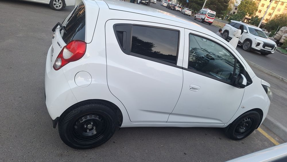 Chevrolet Spark 2013 — 8