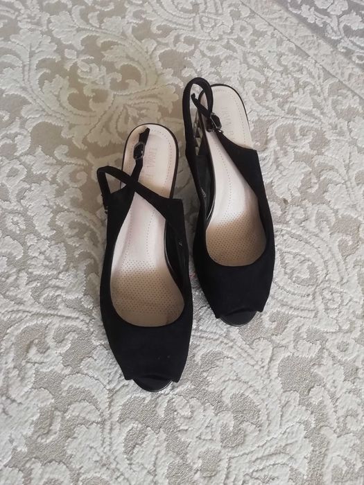 Босоножки 38-39 женские