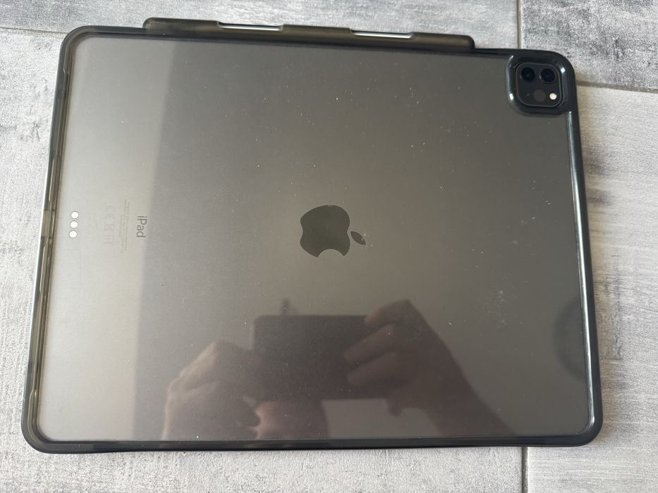 Ipad PRO 12.9 gen 5th + stylus original. Model grey