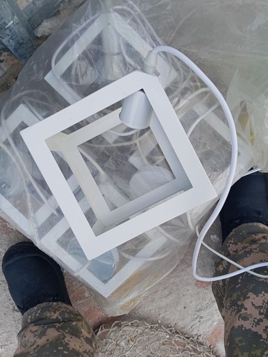 Продаю люстры подвесная шт 5 бу