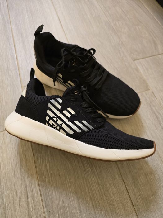 Adidași armâni impecabili