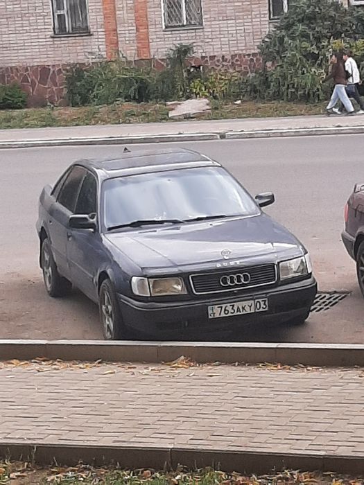 Продам Ауди 100 С4