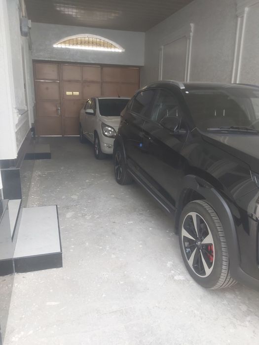 Hovli ijaraga beriladi