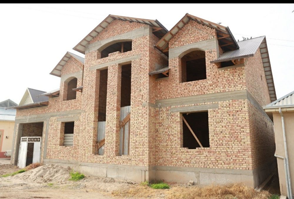 Сотилади Саловатда