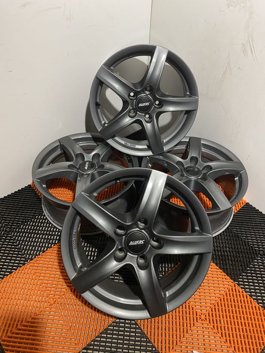 Jante aluminiu JEEP Wrangler ,Cherokee,Rubicon pe 17