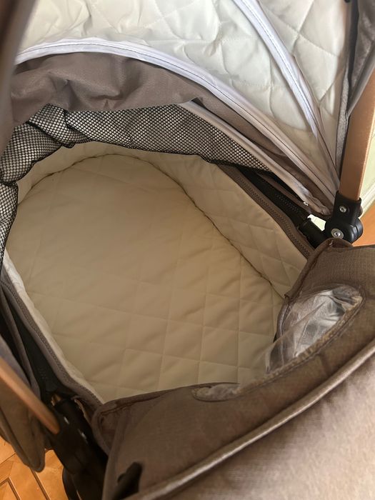 Продается коляска Tekhnum 3в1 с автолюлькой