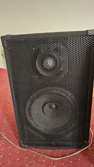 Komplekt aparatura Dj va kichik tadbirlar uchun