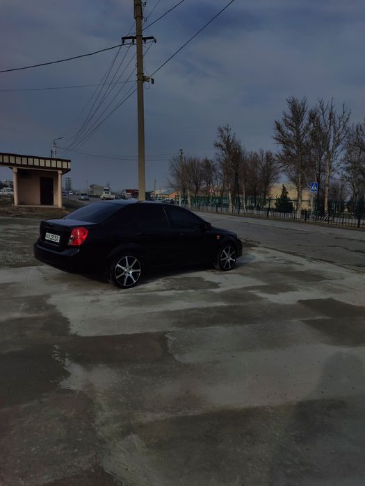 R18  diska sotiladi baloni bilan