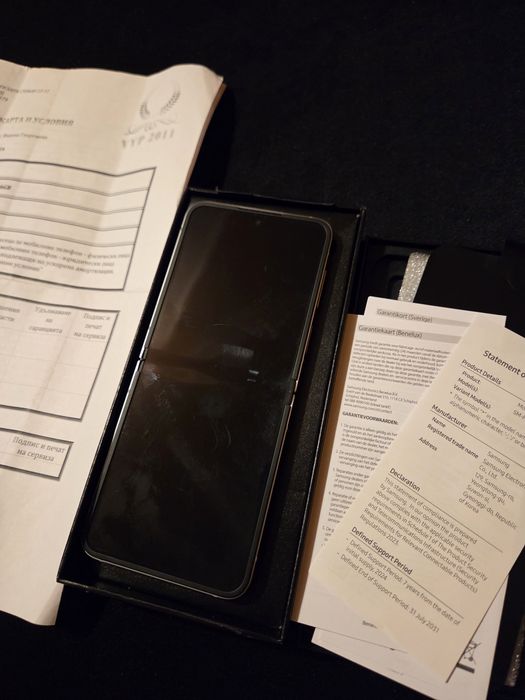 Samsung Z Flip 6, Silver Shadow, ГАРАНЦИОНЕН