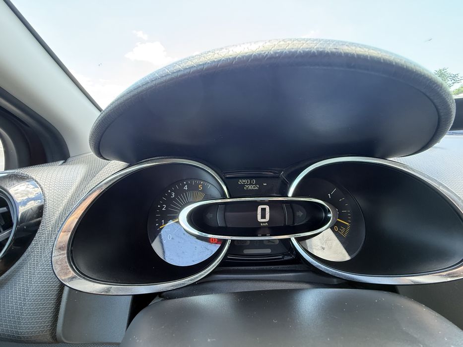 Renault Clio IV 1.5 dCi - 90 CP
