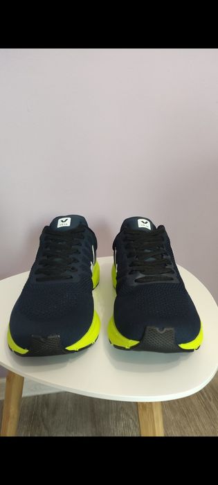 НОВИ Мъжки Veja Mens Marlin Sneakers 44 size