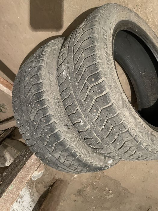 Шины зимные 2 шт