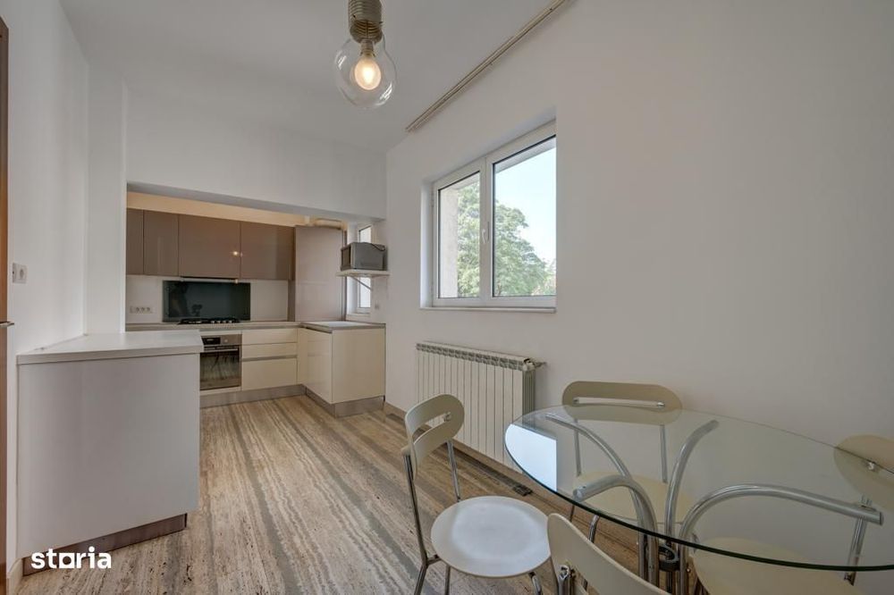 Apartament 3 camere + parcare Polona/Dacia