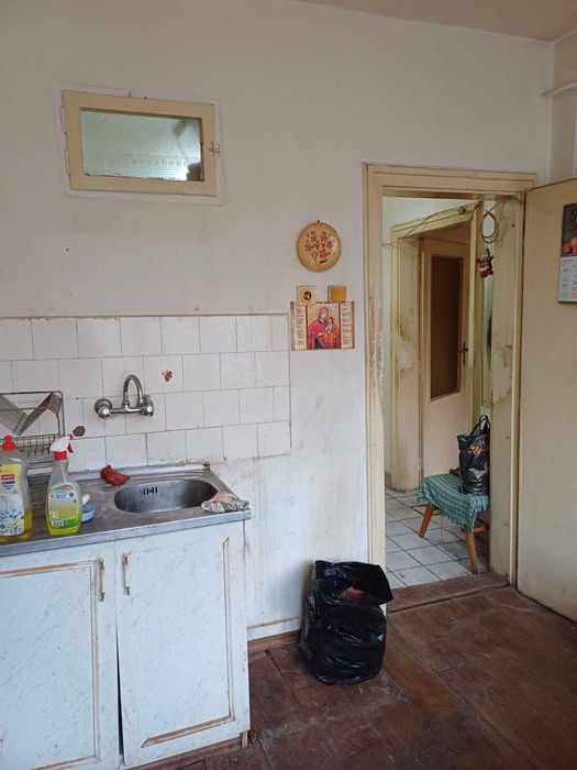 Продава се Двустаен апартамент в Плевен, Широк център - 60 кв.м за 595 €/кв.м - Снимка #9