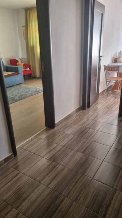 Inchiriez Apartament 2 camere