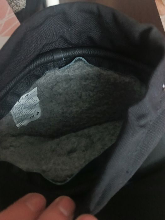 продам спец обувь новую