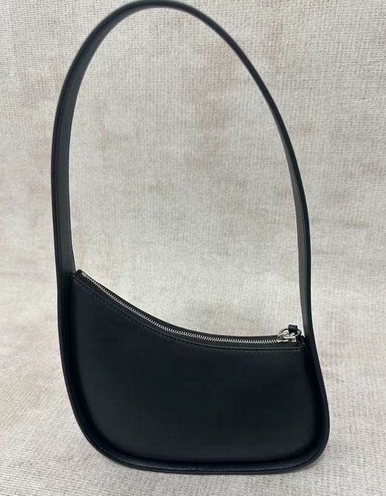 Сумка The Row Half Moon оригинал