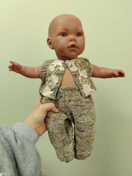 Продам кукол по 2000