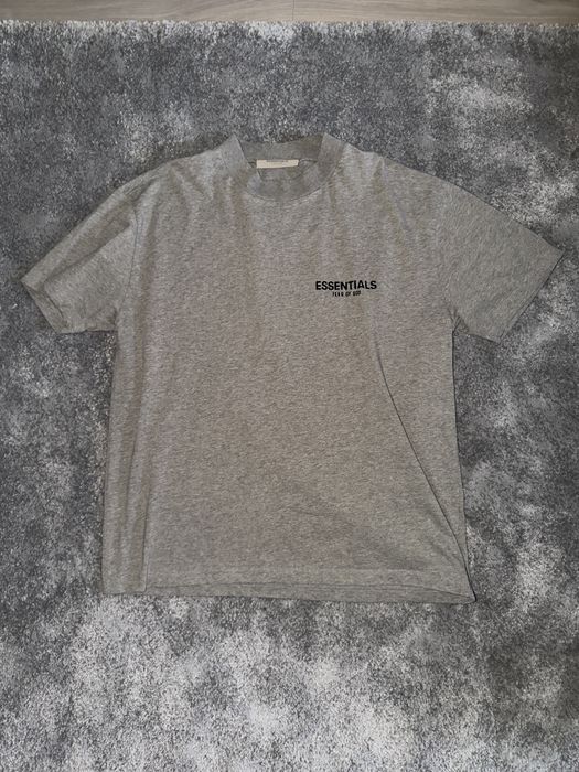 tricou essentials