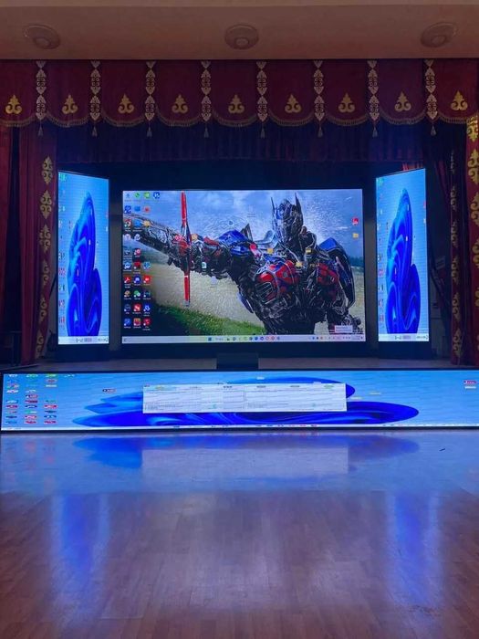 Видеовитрина LED Петропавловск. ЛЭД пилон. Яркая ЛЕД реклама