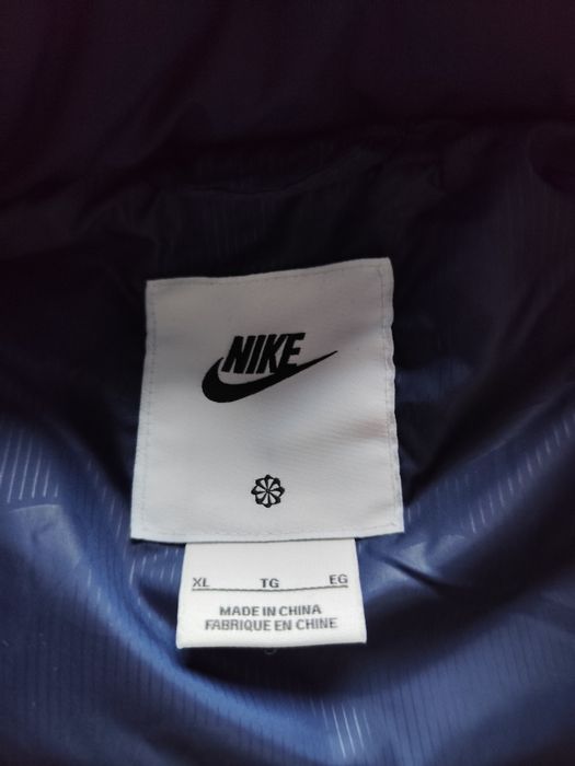 NIKE sportswear Елек "Club"