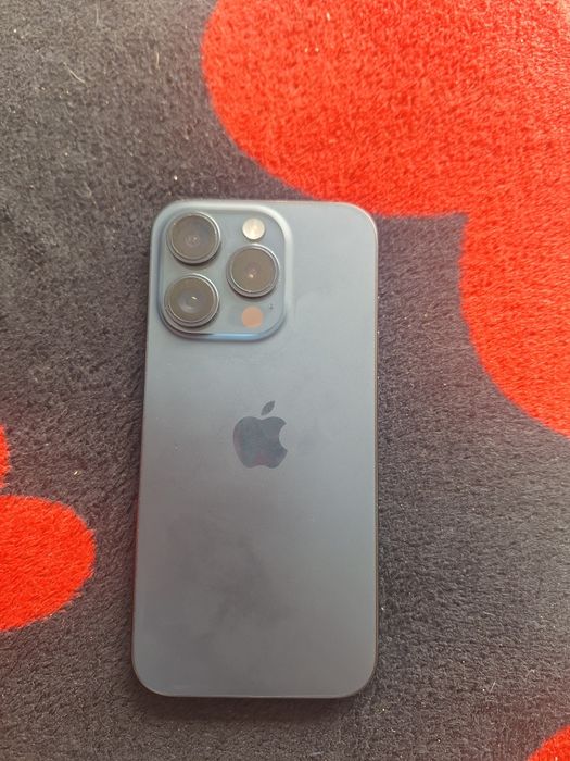 Vând iphone 15pro 128gb