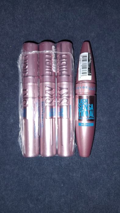 Mascara Maybelline waterproof