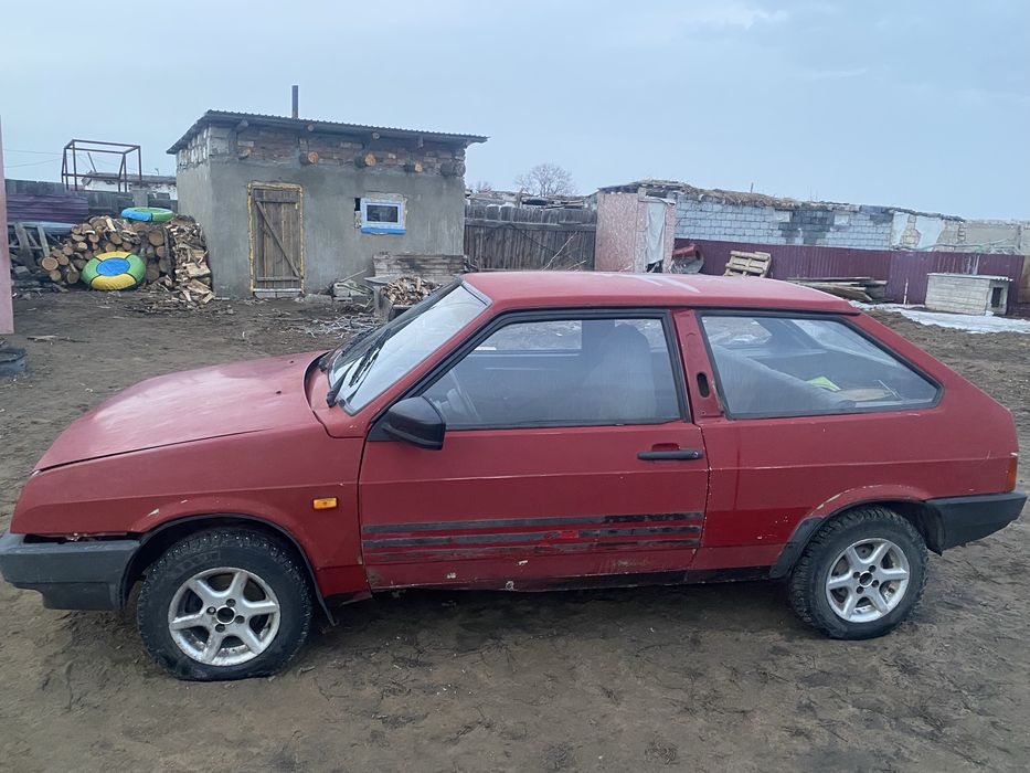 Машина ваз /2108