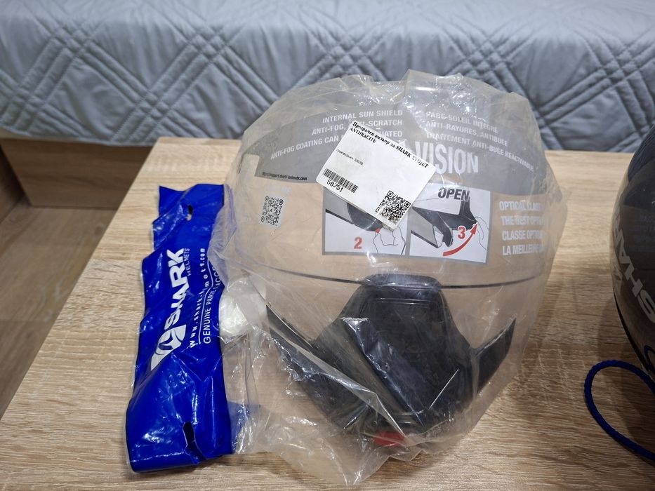 Каска  SHARK evojet- Xl