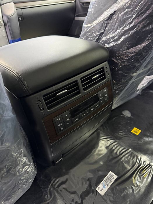 Toyota Land Cruiser Prado Executive Lounge