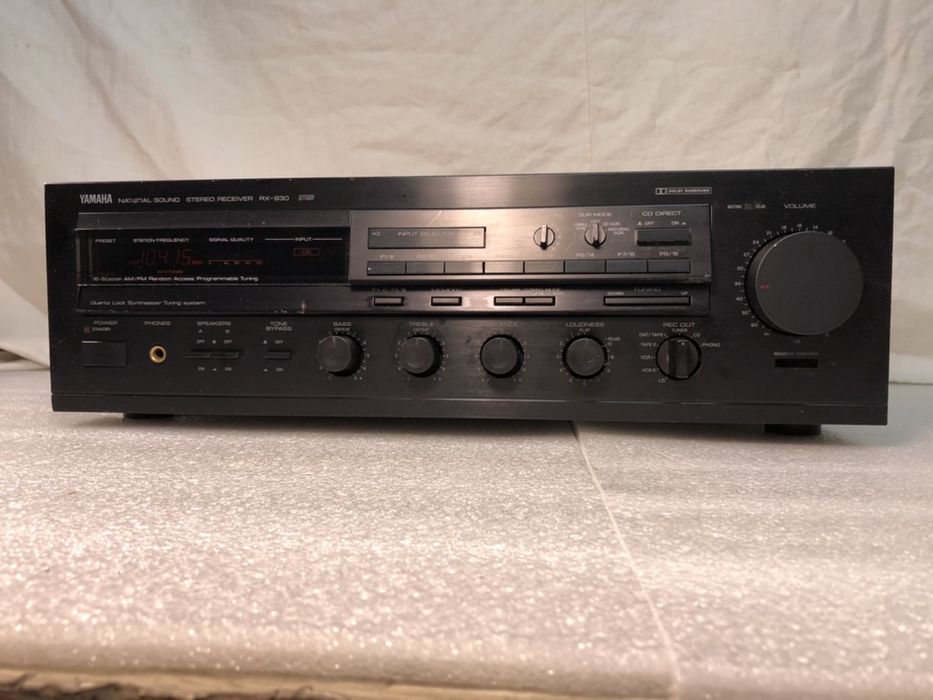 Yamaha RX-930 ресивър