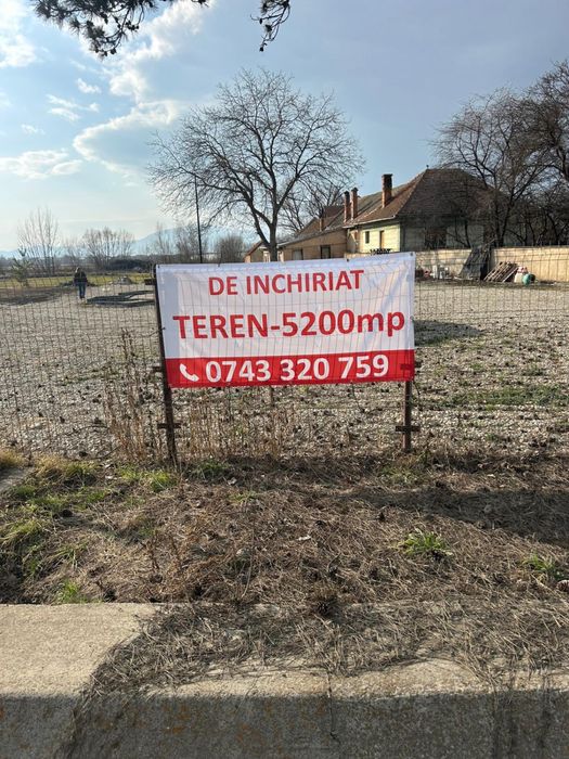 De închiriat teren 5200mp