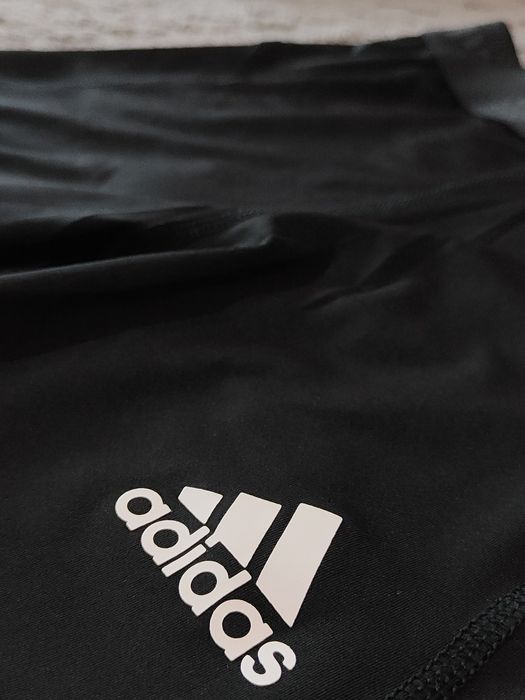 Термодолище adidas носено от Сергей Георгиев
