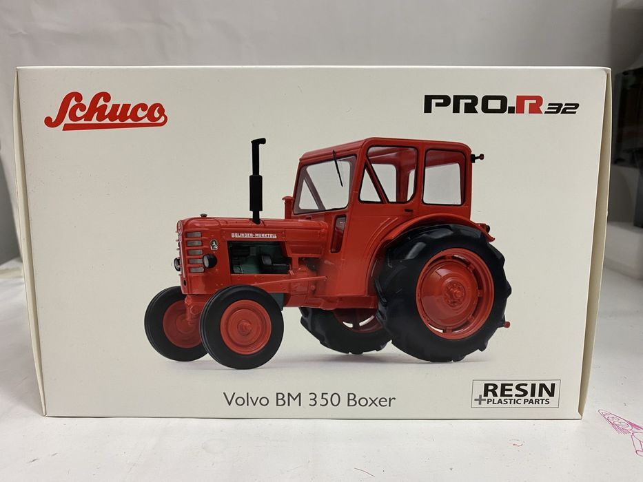 SCHUCO tractor VOLVO BM 350 Boxer machetă auto scara 1:32 ( 12 cm)