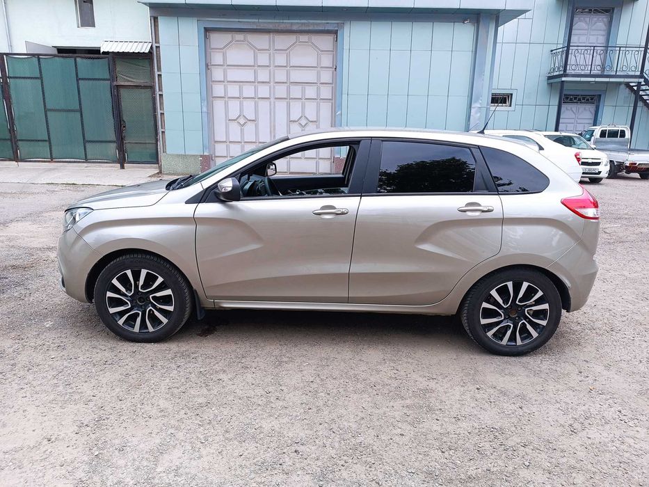 Обмен Lada Xray 2018 года автомат коробка (робот) на метане